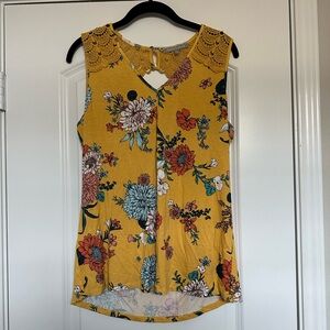 Yellow Floral Top!